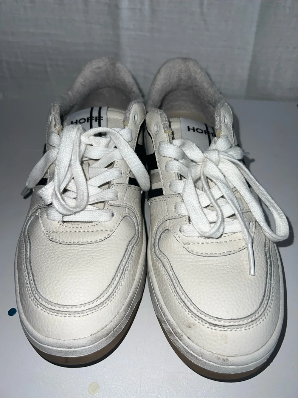 Hoff classic white